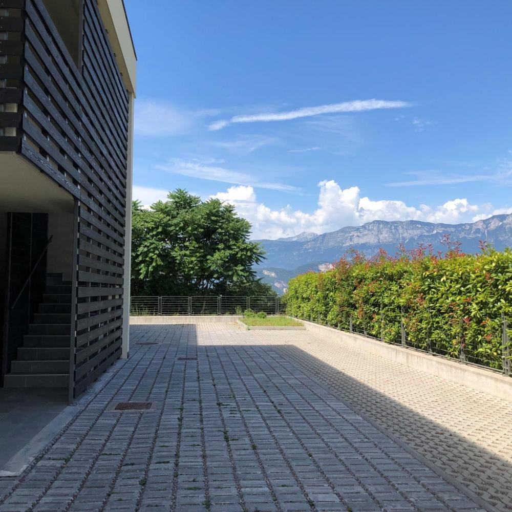 Appartamenti Moderni, Luminosi E Tranquilli Con Parcheggio Privato - Agritur La Tenuta Trient Exterior foto